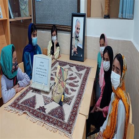 جمع خوانی کتاب سرباز نامه به مناسبت سال روز شهادت شهید حاج قاسم سلیمانی